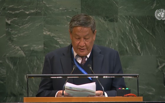 តំណាងអចិន្ត្រៃយ៍កម្ពុជាប្រចាំ អ.ស.ប. បញ្ជាក់សាជាថ្មីពីជំហរមិនងាករេរបស់កម្ពុជា ក្នុងការគោរពយ៉ាងមុតមាំនូវច្បាប់អន្តរជាតិ និងធម្មនុញ្ញអ.ស.ប. ប្រកាន់ខ្ជាប់នូវការដោះស្រាយជម្លោះដោយសន្តិវិធី និងគោរពបូរណភាពទឹកដី និងអធិបតេយ្យជាតិ