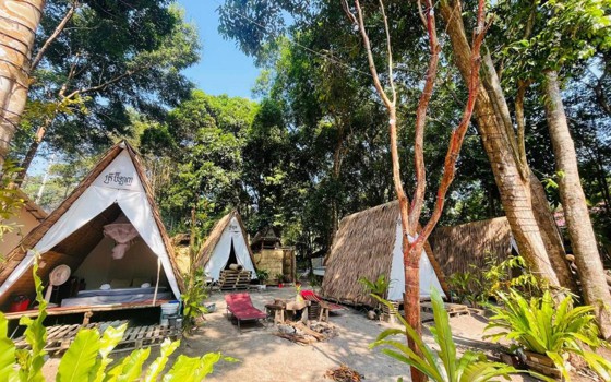 Blue Shore Pavilion នៅកោះរ៉ុង