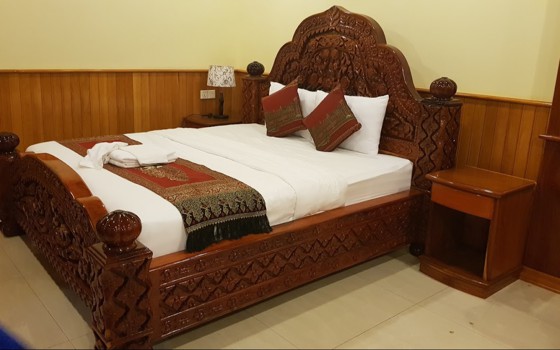 ម៉ូតែល សុភមង្គល ខេត្តព្រះវិហារ