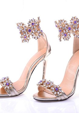 ស្បែកជើងកែងខ្ពស់ 