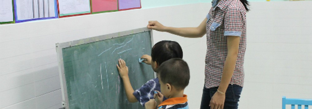 Giúp trẻ tự kỷ điều hòa cảm xúc