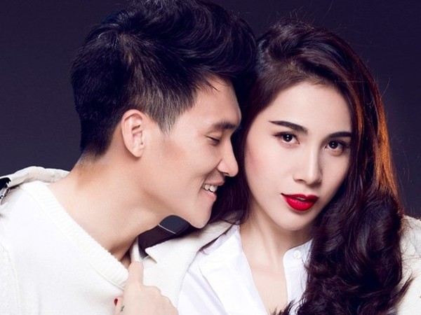 Sợ vợ dỗi, Công Vinh “nhắc khéo” Thủy Tiên: Bóng đá là việc đàn ông