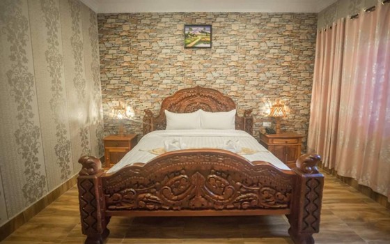 ផ្ទះសំណាក់​ Star Villa ខេត្តបាត់ដំបង