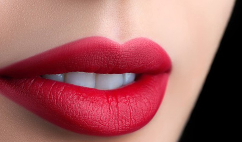 Hô biến cho đôi môi thật quyến rũ