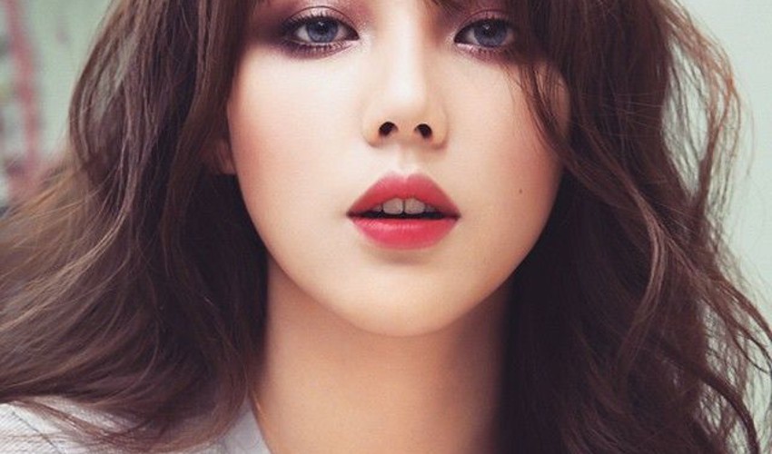 Rạng rỡ cả ngày với 10 hãng son lì