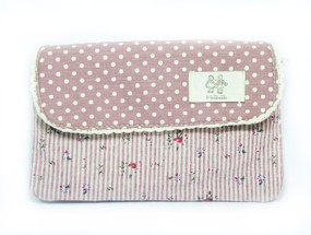 កាបូបដៃ