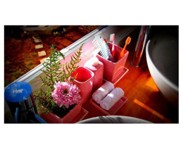 Bộ phòng tắm ( Bình đựng dầu gội + ca đánh răng + đĩa đựng xà phòng )