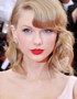 Nóng bỏng sắc son đỏ như Taylor Swift