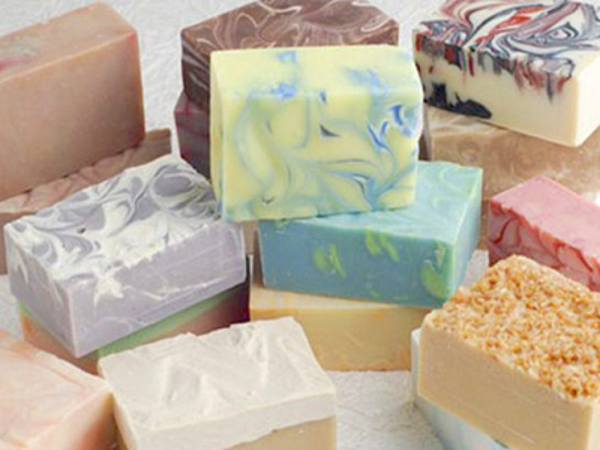 Những cách làm xà phòng handmade dễ như trở bàn tay