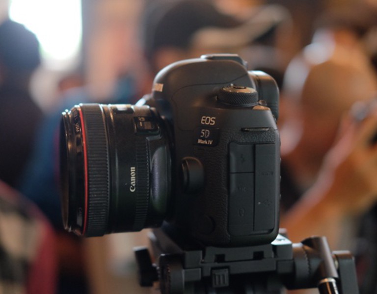 Canon giới thiệu máy ảnh EOS 5D Mark IV tại Việt Nam