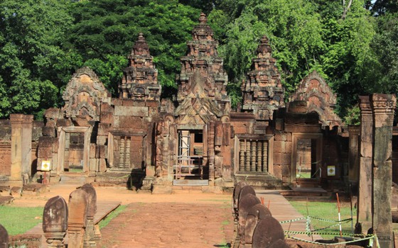 ប្រាសាទបន្ទាយស្រី